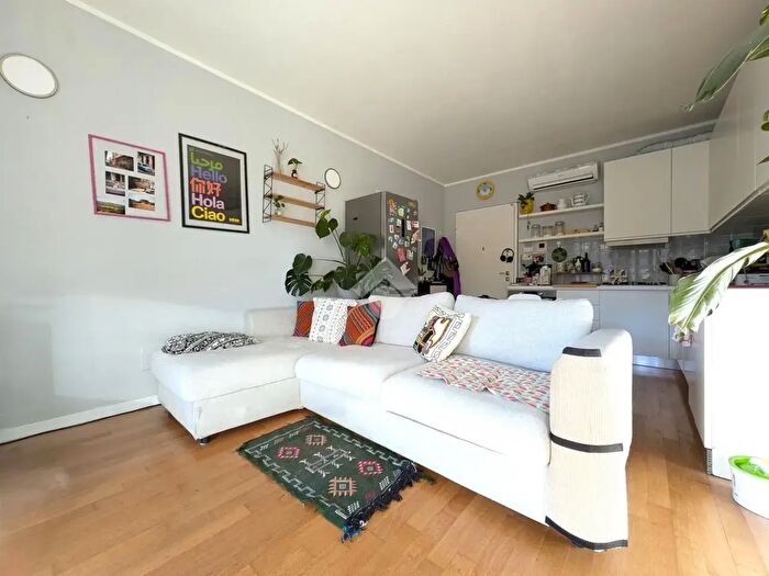 Appartamento bilocale in affitto in Via Davanzati Bernardo, Milano