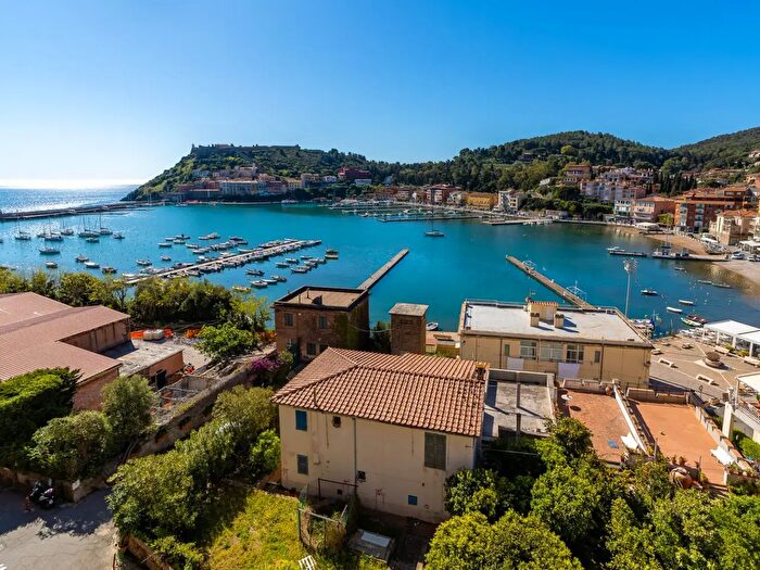 Appartamento con 6 locali in vendita in Strada Privata Cirio Snc, Monte Argentario