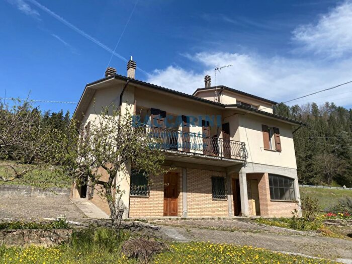 Casa con 5 locali in vendita in Viale Stazione a, Brisighella