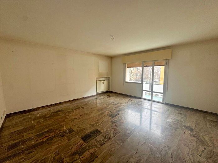 Appartamento quadrilocale in affitto in Via Milano, Mestre, Venezia