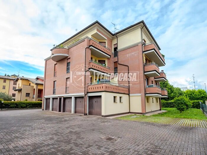Appartamento trilocale in vendita in Via Leonardo Bistolfi, Correggio