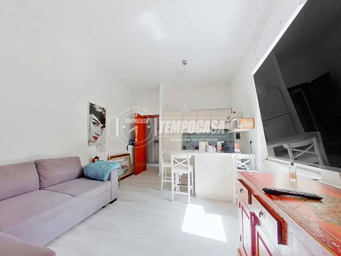 Appartamento bilocale in vendita in Via Forte dei Marmi, Fiumicino