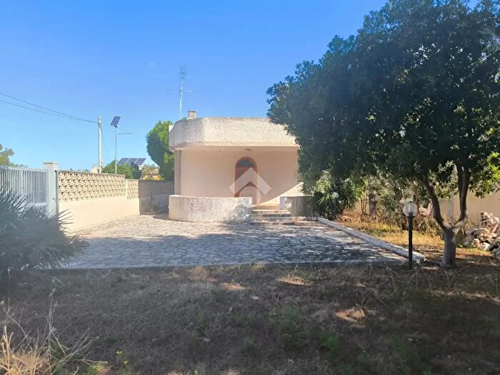 Casa trilocale in vendita in I Traversa Via San Giorgio, Bari
