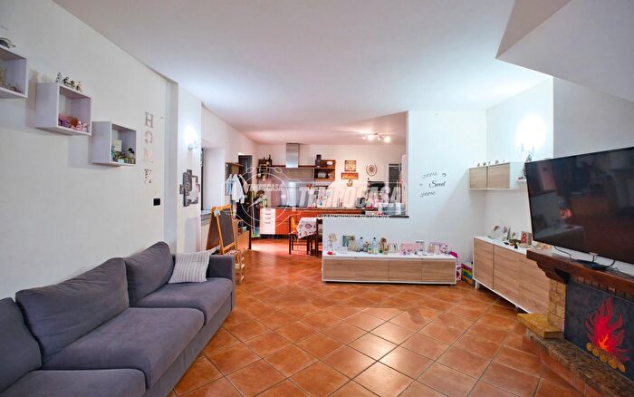 Casa trilocale in vendita in Romentino