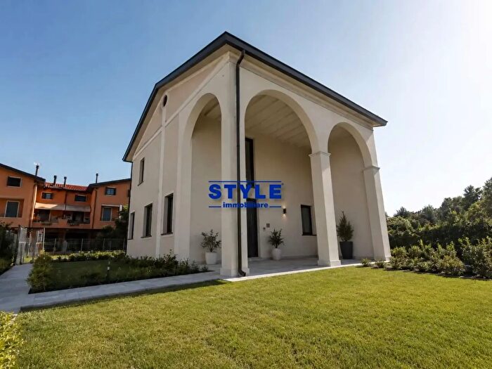 Casa bilocale in vendita in Mirano