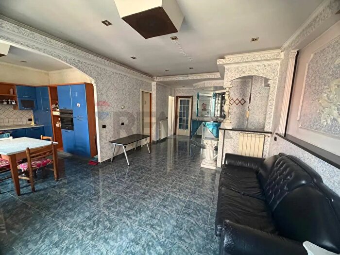 Appartamento trilocale in vendita in Via dei Noci, Roma