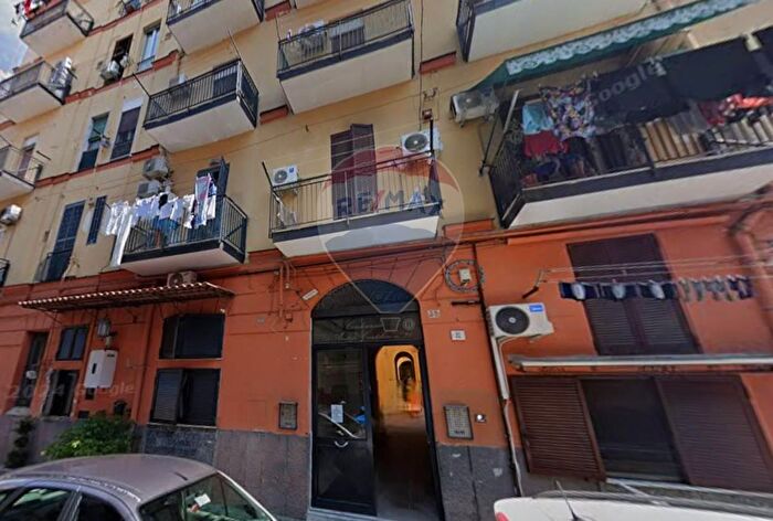 Appartamento bilocale in vendita in Via Andrea Cantelmo, Napoli