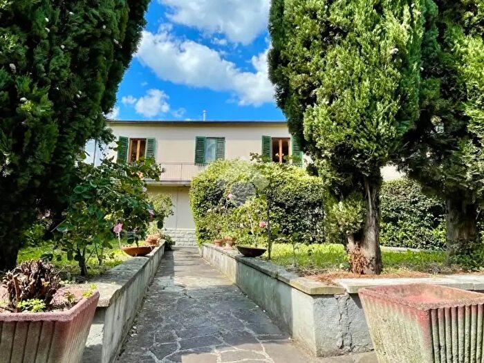 Casa quadrilocale in vendita in Via Alessandro Volta, Barberino Di Mugello