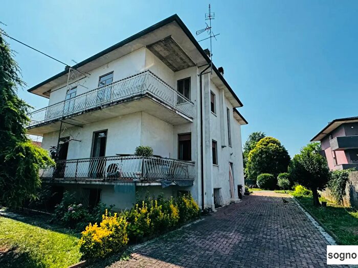 Casa con 5 locali in vendita in Via Pierdomenico Frattini, Legnago