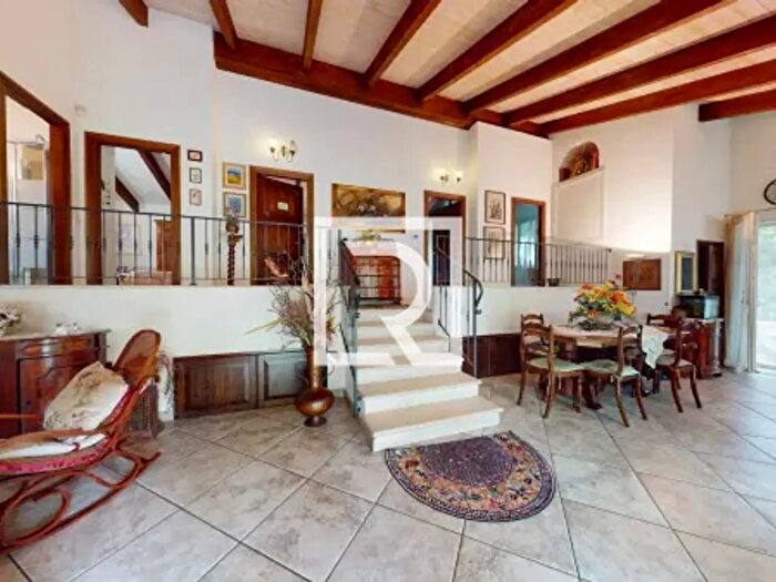 Casa con 5 locali in vendita in Sirtori, BellariaIgea Marina