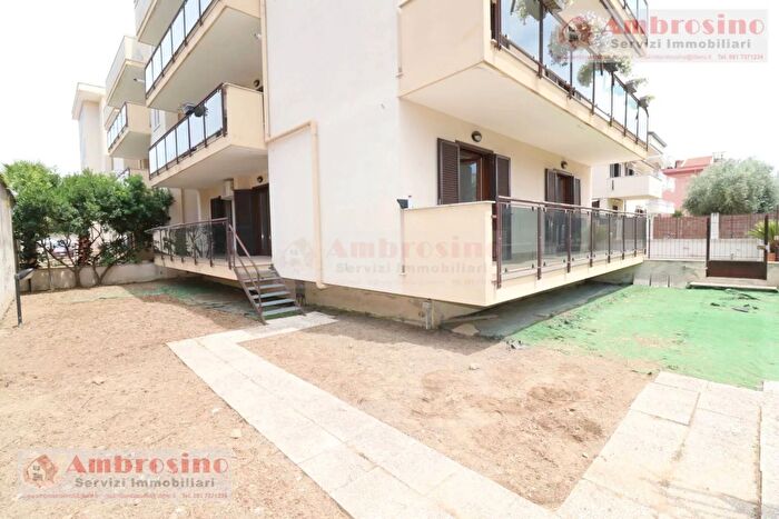 Appartamento trilocale in vendita in Via Gabriele dAnnunzio, Carinaro