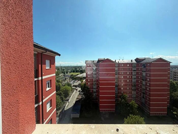 Appartamento con 5 locali in vendita in Via Quarello, Torino