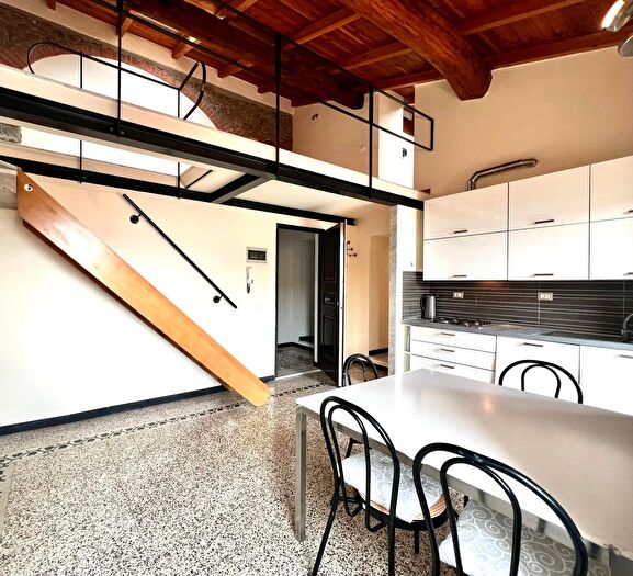 Appartamento trilocale in vendita in Via Porta Parma, Sarzana