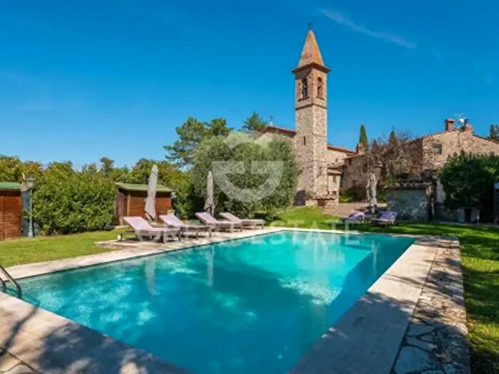 Casa con 6 locali in vendita in Castellina In Chianti