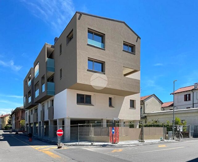 Appartamento quadrilocale in vendita in Via G Matteotti, Cabiate