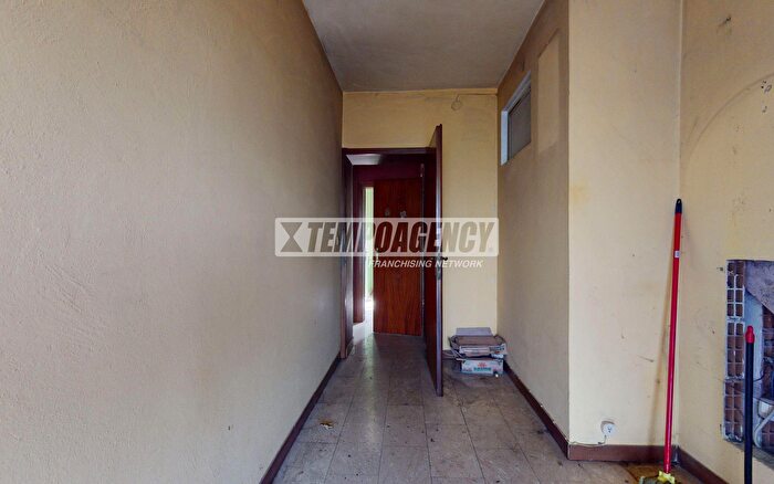 Appartamento trilocale in vendita in Via P Giardini Nord, Serramazzoni