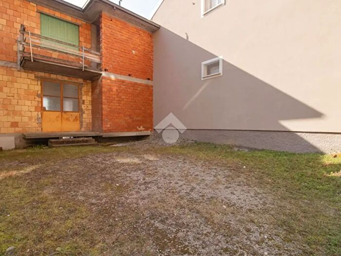 Casa quadrilocale in vendita in Via Silvio Bonomi, Lumezzane