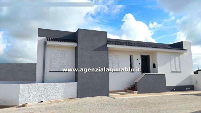 Casa con 6 locali in vendita in Via Torreggiano, Petrosino