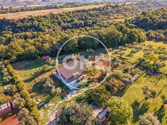 Casa quadrilocale in vendita in Via Colle Fattore, Gallicano Nel Lazio