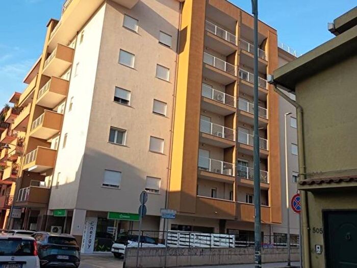 Appartamento con 6 locali in affitto in Via Sbarre Centrali, Modena San Giorgio Extra, Reggio Calabria