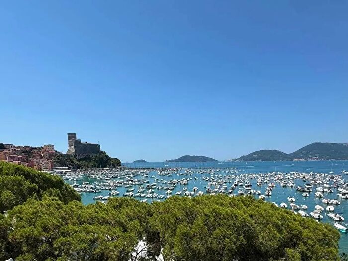Appartamento bilocale in vendita in Lerici