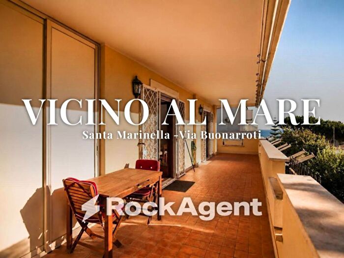Appartamento bilocale in vendita in Via Michelangelo Buonarroti, Prato del Mare Perazzeta, Santa Marinella