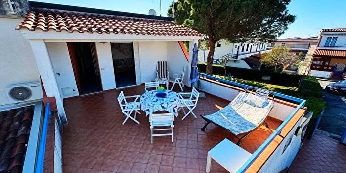 Appartamento bilocale in vendita in Via Faro, Scalea