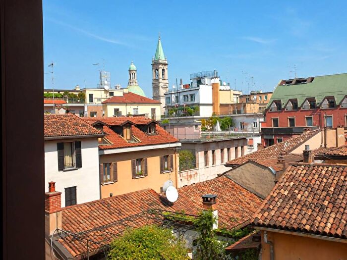 Appartamento con 5 locali in affitto in Brera, Milano