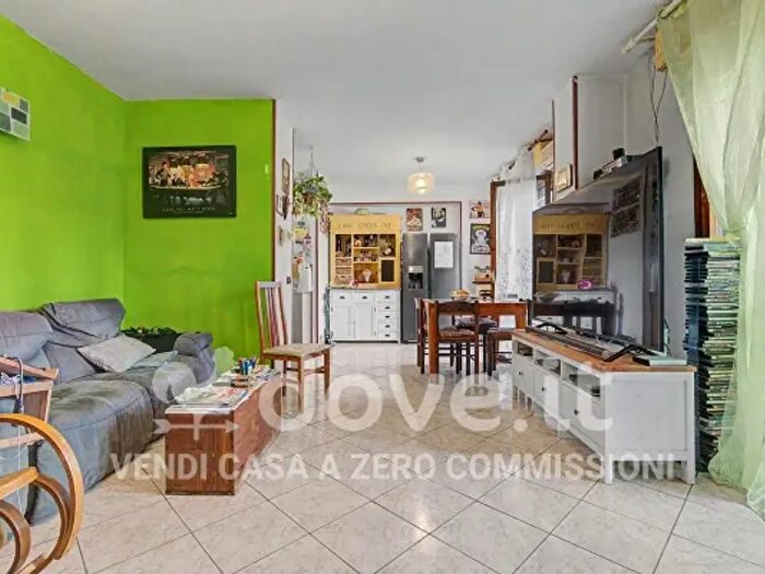 Appartamento con 5 locali in vendita in Via della Pace Mondiale, Scandicci