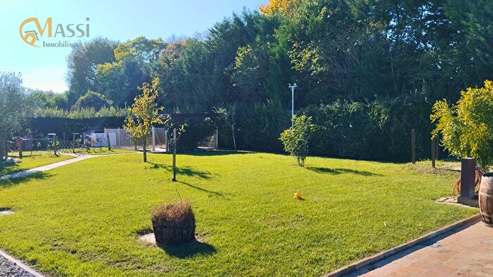 Casa con 6 locali in vendita in Via dei Martiri, Ravenna