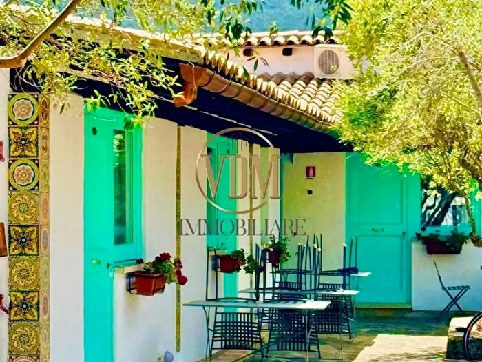 Casa con 10 locali in vendita in Cda Fraginesi, Castellammare Del Golfo