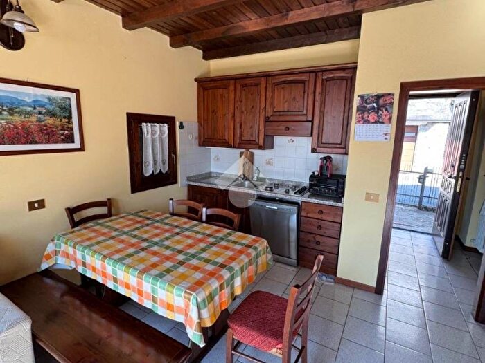 Casa monolocale in affitto in Via Carlo Abbiati, San Fedele Intelvi, Centro Valle Intelvi