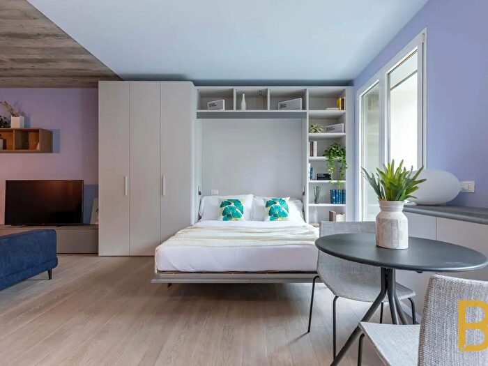 Appartamento monolocale in affitto in Via Valsugana, Milano