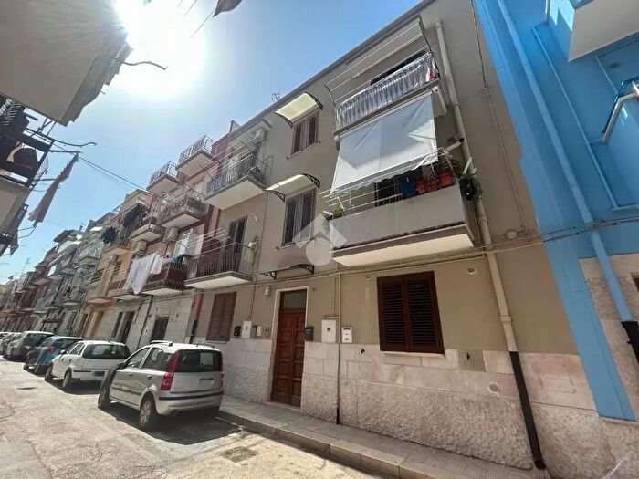 Appartamento trilocale in vendita in Via Don Giovanni Minzoni, Barletta