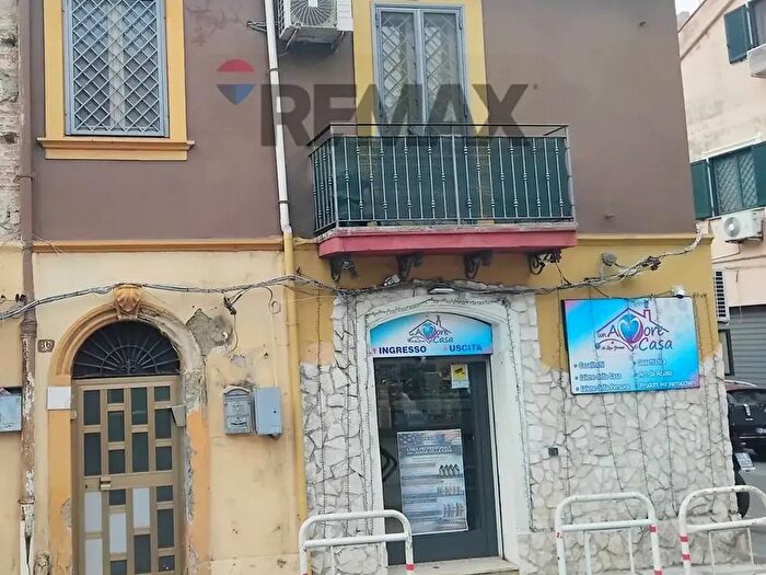 Appartamento trilocale in vendita in Comunale Camaro, Messina