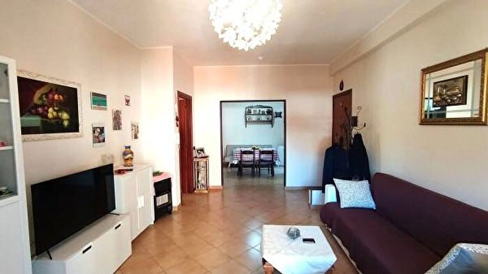 Appartamento trilocale in vendita in Via Santa Maria La Stella SNC, Aci SantAntonio