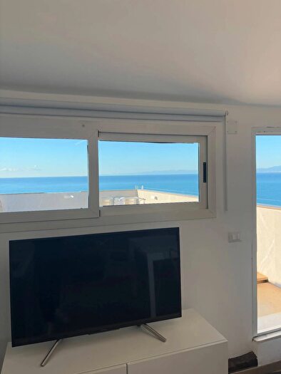 Appartamento quadrilocale in vendita in Via Giuseppe Garibaldi, Camogli