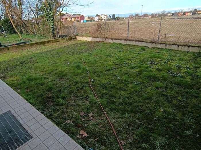 Appartamento bilocale in affitto in Via Forese, Campo San Martino