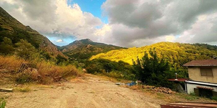 Casa monolocale in vendita in Via S Francesco, Sangineto