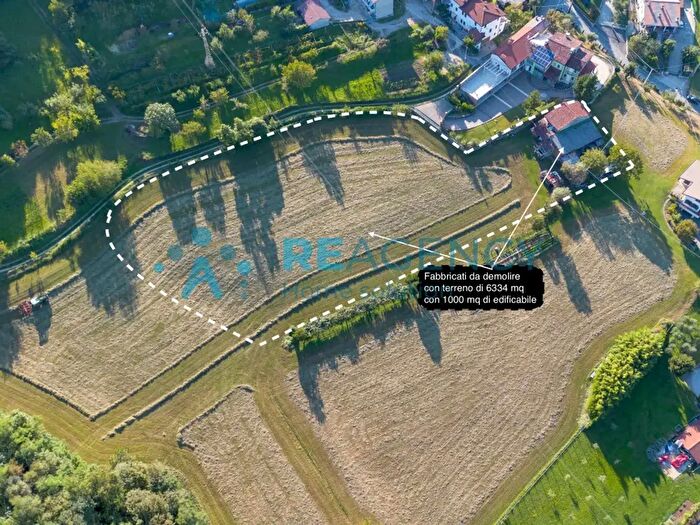 Casa in vendita in Via Lovara, Trissino