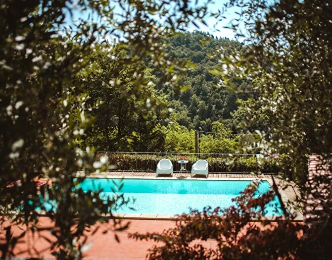 Casa con 7 locali in vendita in Viale Fratelli Cervi, Prato