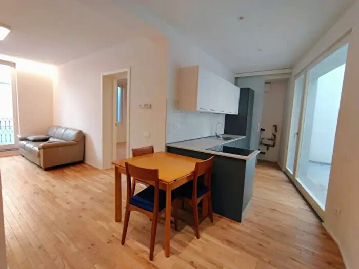 Appartamento trilocale in affitto in Via Roma, Reggio Emilia