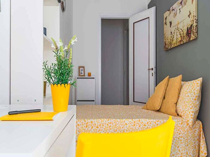 Appartamento quadrilocale in affitto in Largo Riccardo Zandonai, Pagano, Milano