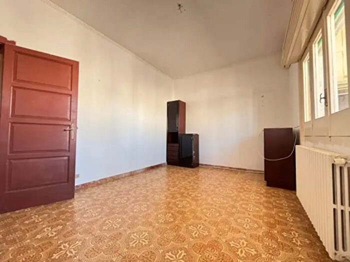 Appartamento con 6 locali in vendita in Via Gaetano Donizetti, Tricase