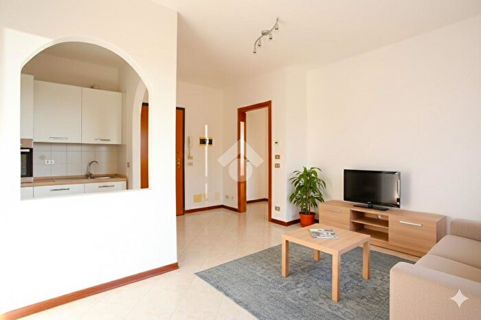 Appartamento bilocale in vendita in Via Aprile, Sala Bolognese