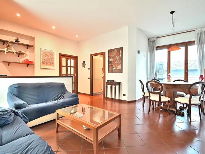 Appartamento quadrilocale in vendita in Via Minzoni, Siena