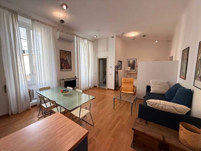 Appartamento bilocale in affitto in Via Crema, Porta Romana Medaglie d'Oro, Milano