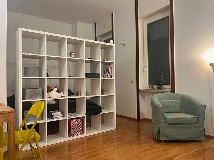 Appartamento monolocale in affitto in Viale Angelo Filippetti, Porta Romana Medaglie d'Oro, Milano