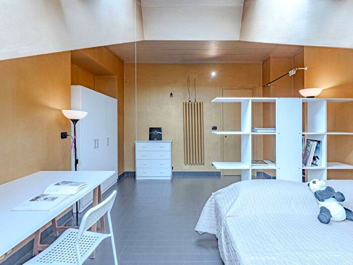 Appartamento con 5 locali in affitto in Cso Vittorio Emanuele II, Piazza Solferino, Torino