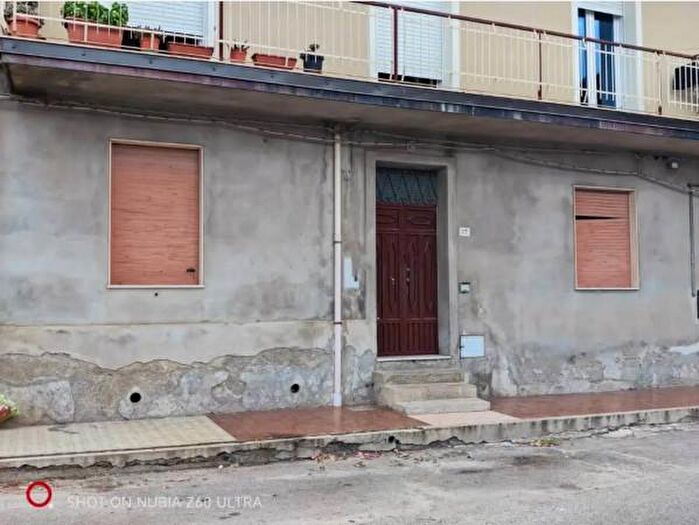 Appartamento in vendita in Via Giuseppe Mesiano, Mileto